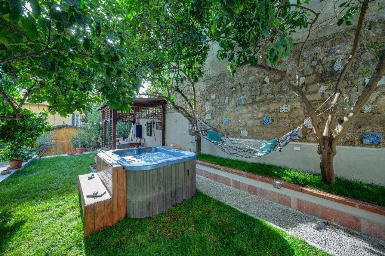 Hotel Il Giardino Dei Venti à Naples Extérieur photo