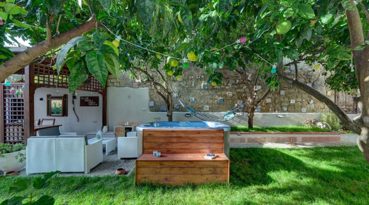 Hotel Il Giardino Dei Venti à Naples Extérieur photo